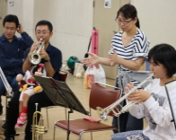 太宰府市民吹奏楽団の練習風景